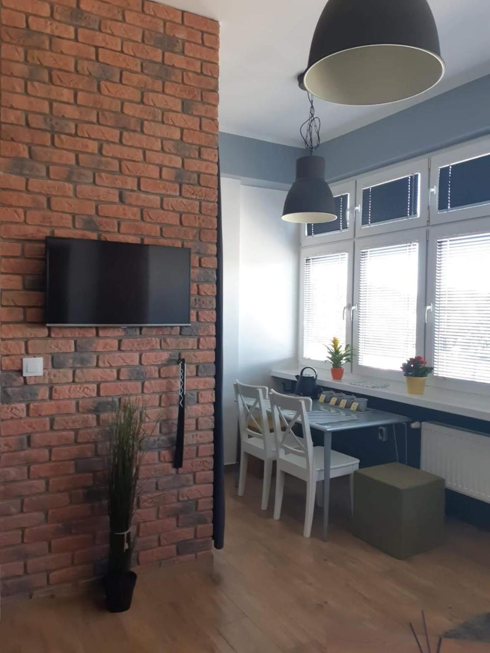 Hostel W5 Poznan Luaran gambar
