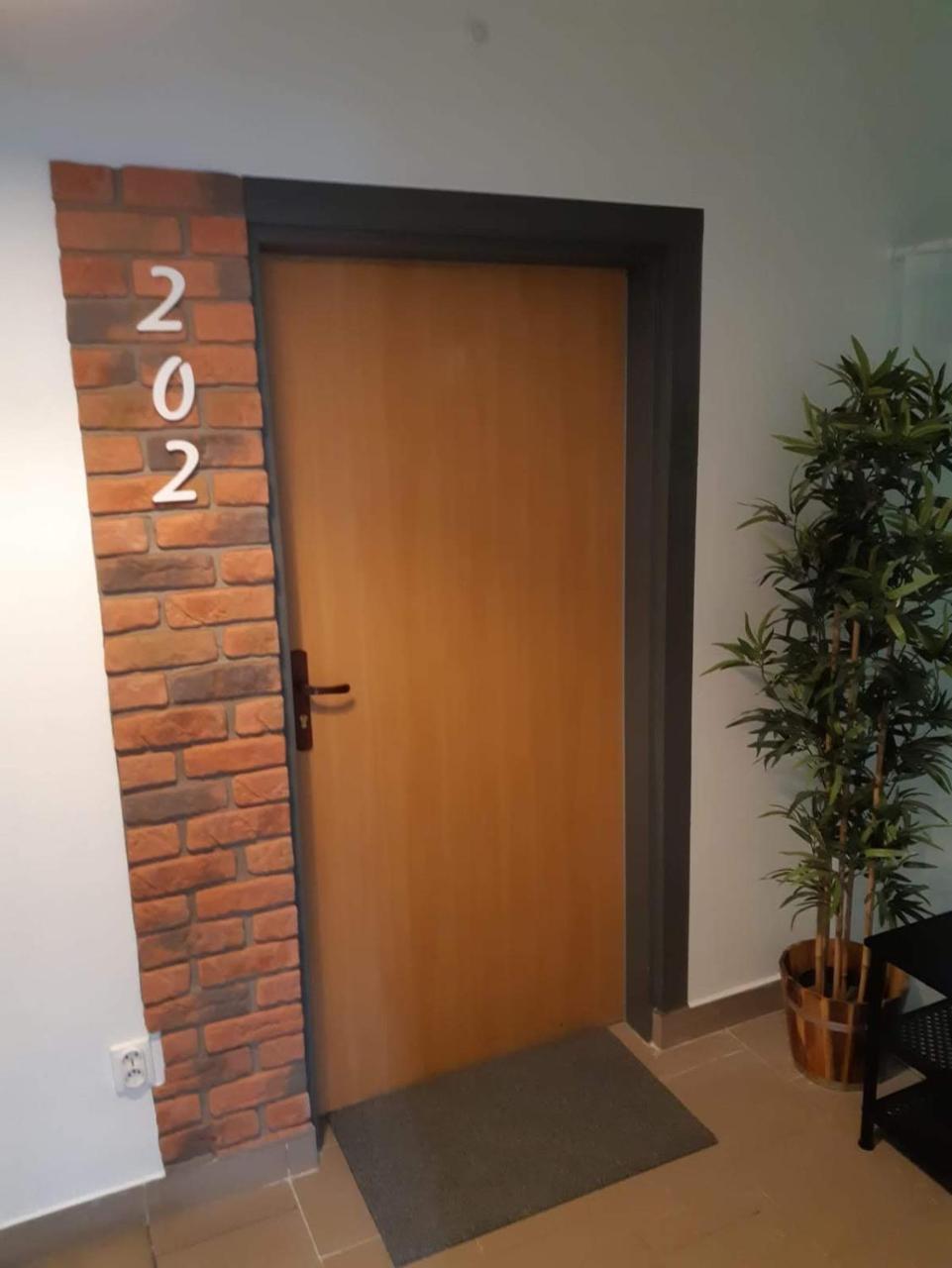 Hostel W5 Poznan Luaran gambar