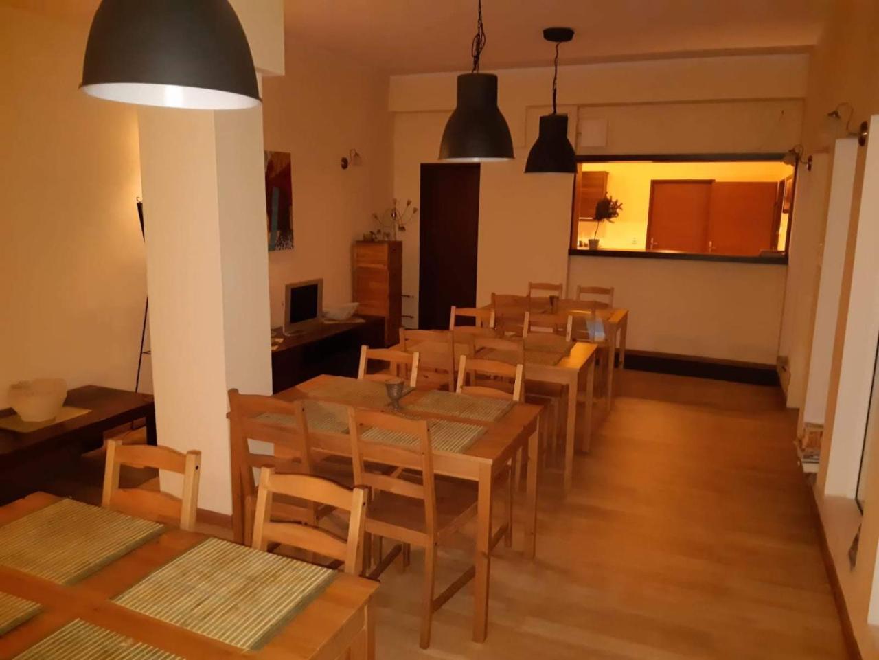 Hostel W5 Poznan Luaran gambar