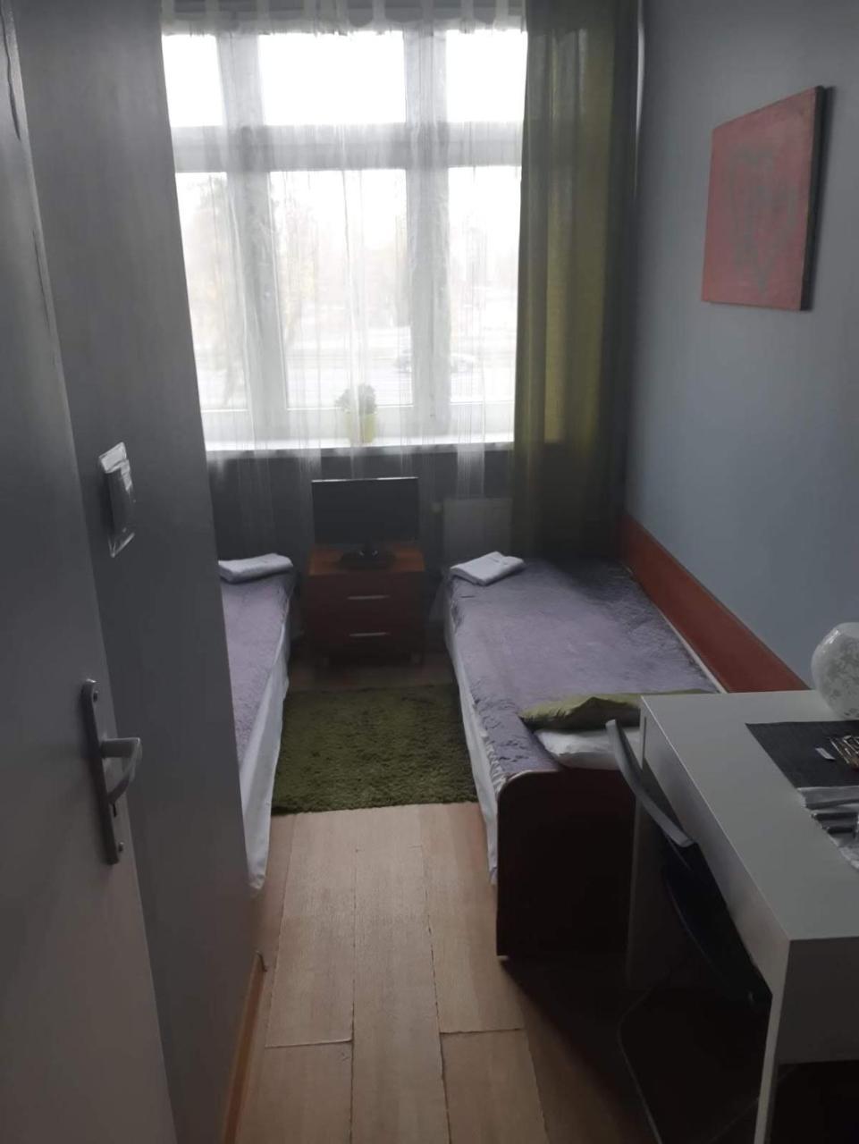 Hostel W5 Poznan Luaran gambar