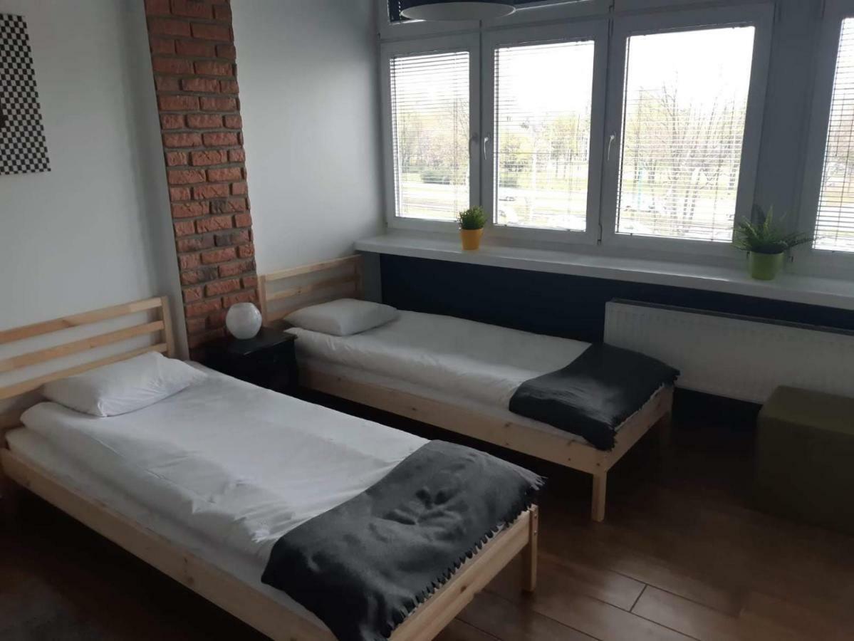 Hostel W5 Poznan Luaran gambar